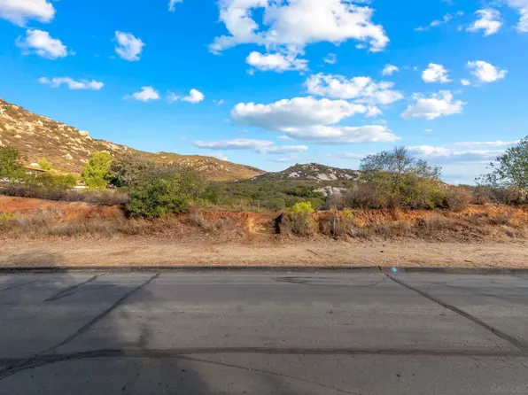 87 Presilla Dr #87, Jamul, CA 91935