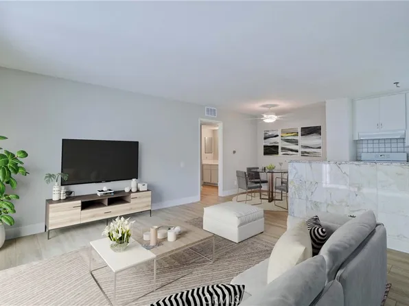 2861 S Fairview St Unit A, Santa Ana, CA 92704