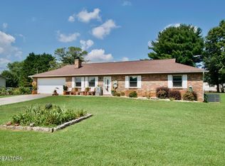 2021 Independence Dr, Maryville, TN 37803