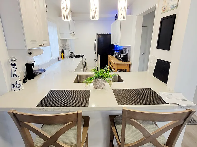 1232 N June St #B — Photo 11