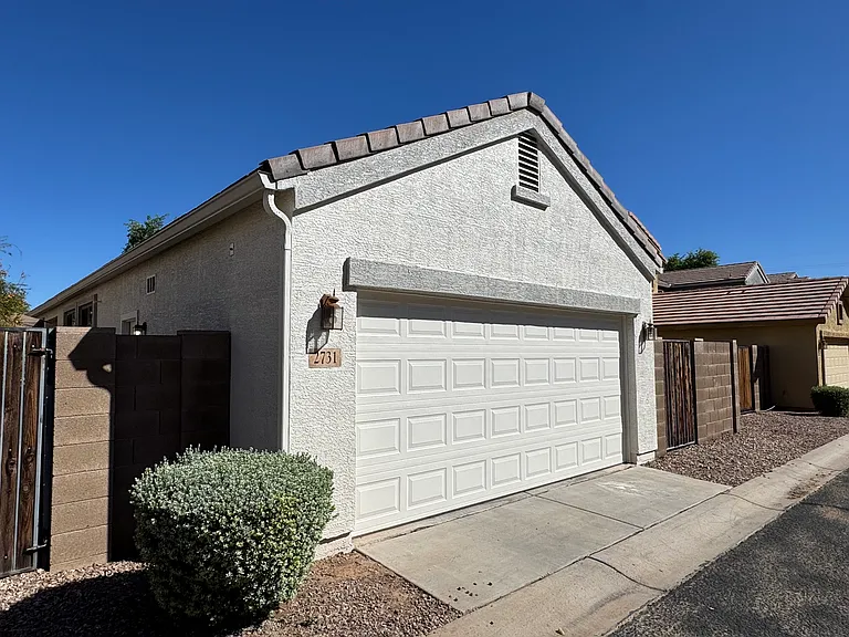 2731 S Cupertino Dr — Photo 2