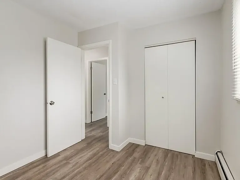 29 Spruce Ave — Photo 22