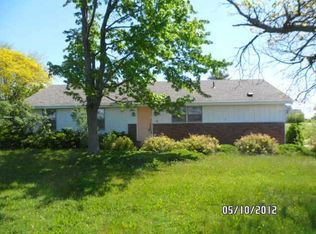 24542 Fort Meigs Rd, Perrysburg, OH 43551