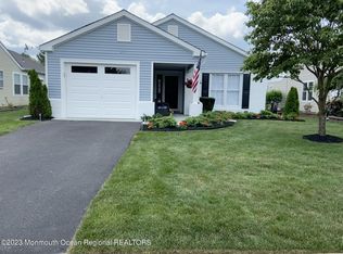 29 Dorset Rd, Manchester, NJ 08759