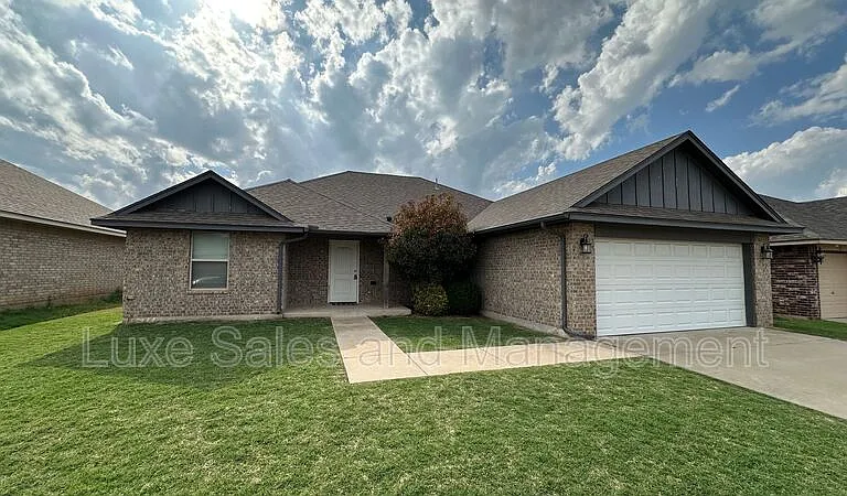 4716 River Mesa Dr — Photo 1