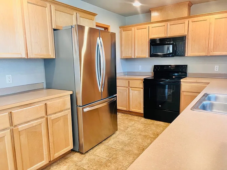 7181 Radius Loop SE — Photo 24