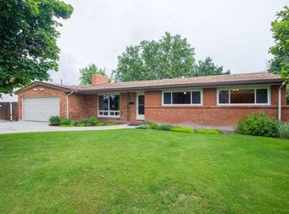 2726 S Laurelhurst Dr, Boise, ID 83705