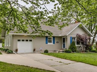 9939 E 36th St, Independence, MO 64052