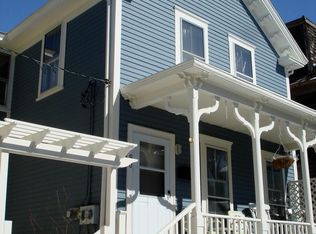 90 Prospect Hill St, Newport, RI 02840