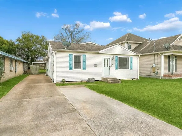 5041 Oak Dr, Marrero, LA 70072