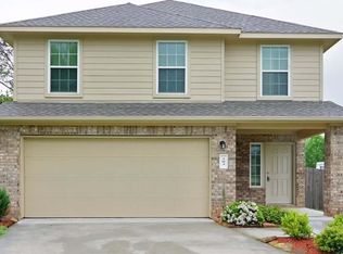 203 Lake View Dr, Montgomery, TX 77356