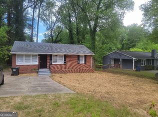 2457 Old Colony Rd, East Pt, GA 30344