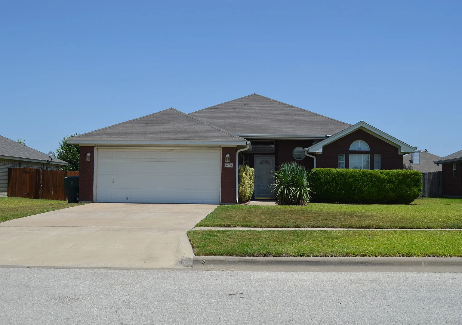 Adorable Cottage Home In Killeen - New Appliances ! — Photo 1