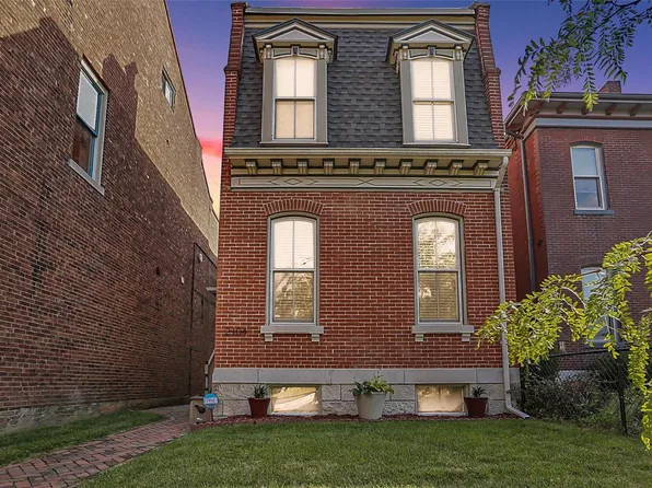 2104 Sidney St, Saint Louis, MO 63104