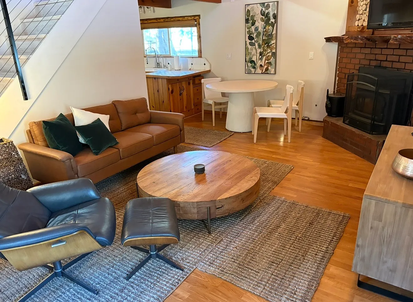 2 bed, 810 sqft, $2,750 — Photo 3