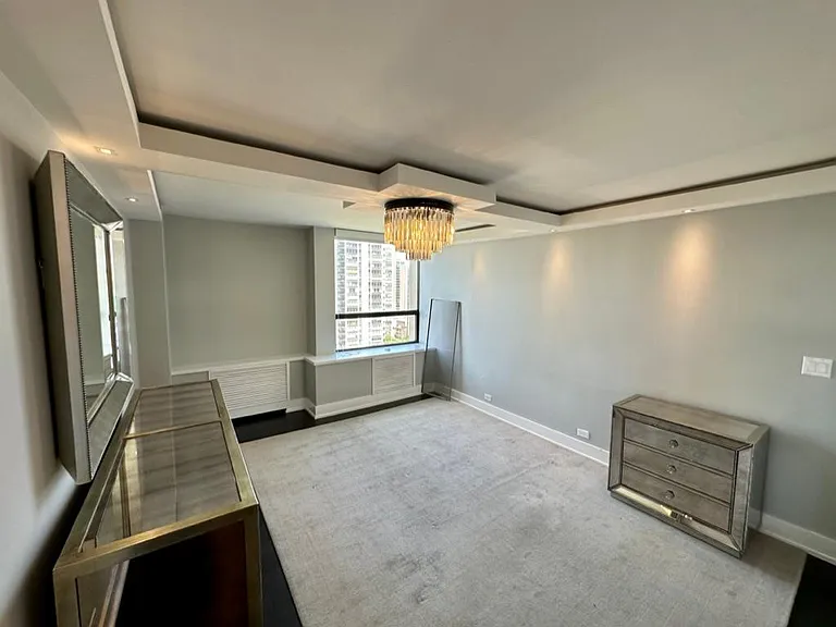 1360 N Sandburg Ter #2012C — Photo 19
