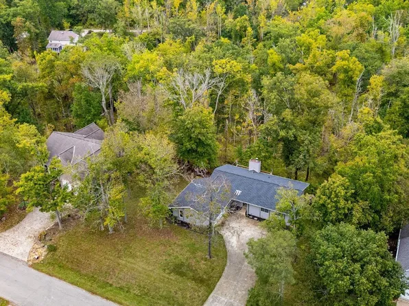 1214 Sunset Dr, Lawrenceburg, IN 47025