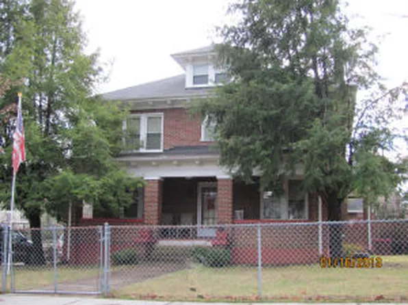 3046 Linwood Rd NW, Roanoke, VA 24017