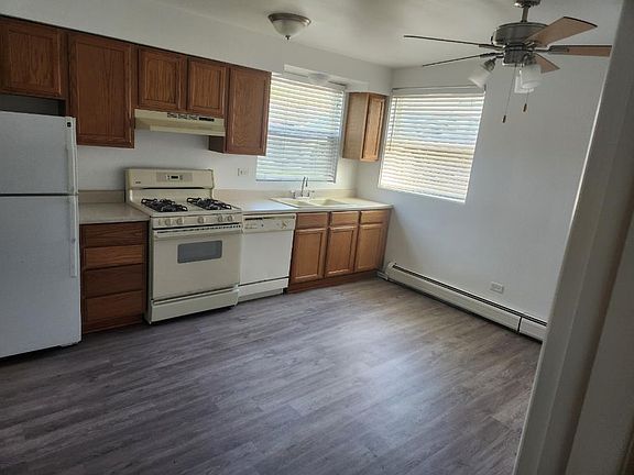 2nd image of 305 S Lewis Ave #B