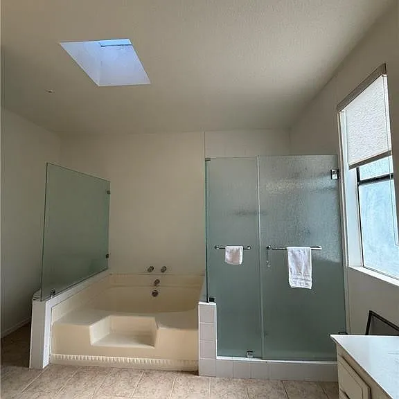 415 W Duarte Rd — Photo 13