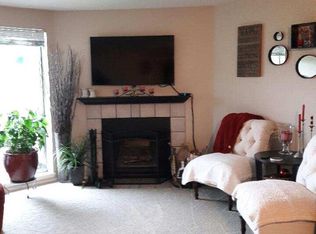 12435 SW Pioneer Ln APT 104, Beaverton, OR 97008