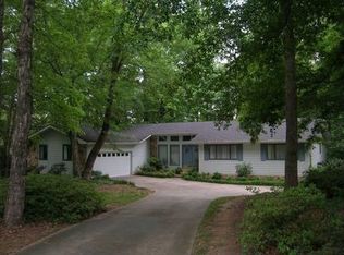 6015 Nesbit Ferry Ln, Sandy Springs, GA 30350