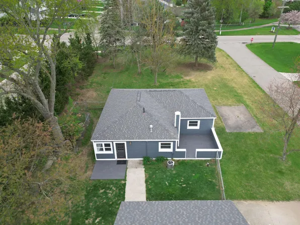 786 Glengary Rd, Commerce Township, MI 48390