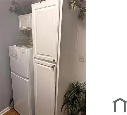 5011 Bass Pl SE #301 — Photo 2