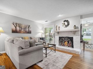 3408 Lake Pointe Cir, Roswell, GA 30075