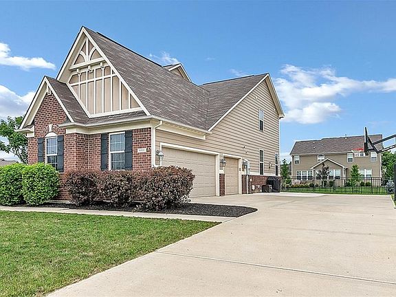 2nd image of 10998 Woodpark Dr