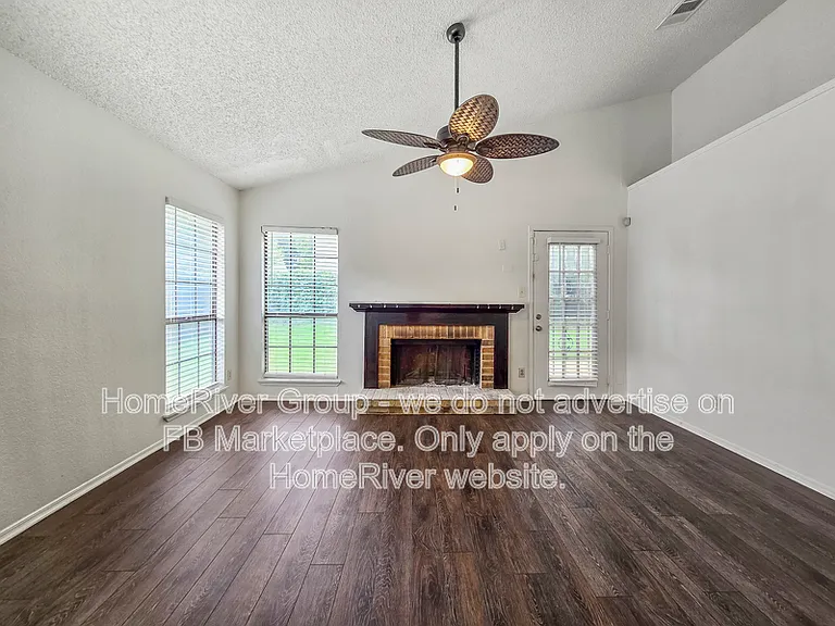 2609 Galemeadow Dr — Photo 5