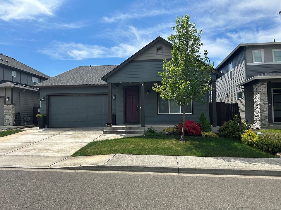 1st image of 9508 NE 166th Ave