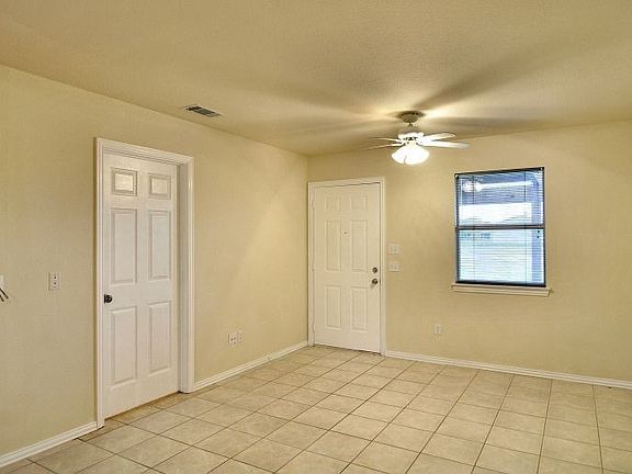 5th image of 24B Grindstone Dr