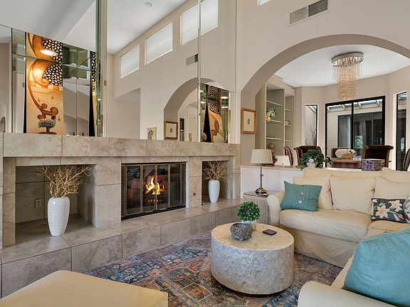 3rd image of 80575 Cherry Hills Dr