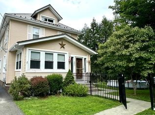 301 18th St, Honesdale, PA 18431