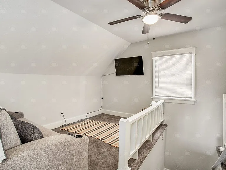307 Bellefontaine Ave — Photo 13