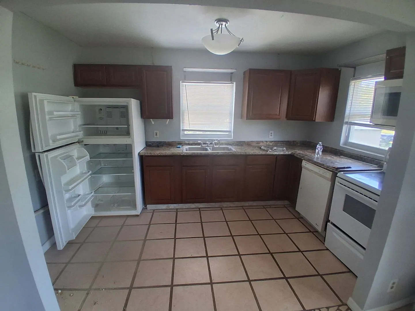 3 bedrooms in Deland — Photo 2