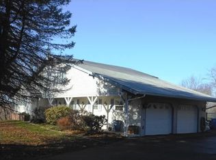 640 Elder Ballou Mtg House Rd, Woonsocket, RI 02895