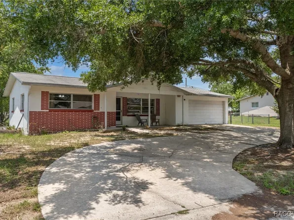 208 S Adams St, Beverly Hills, FL 34465