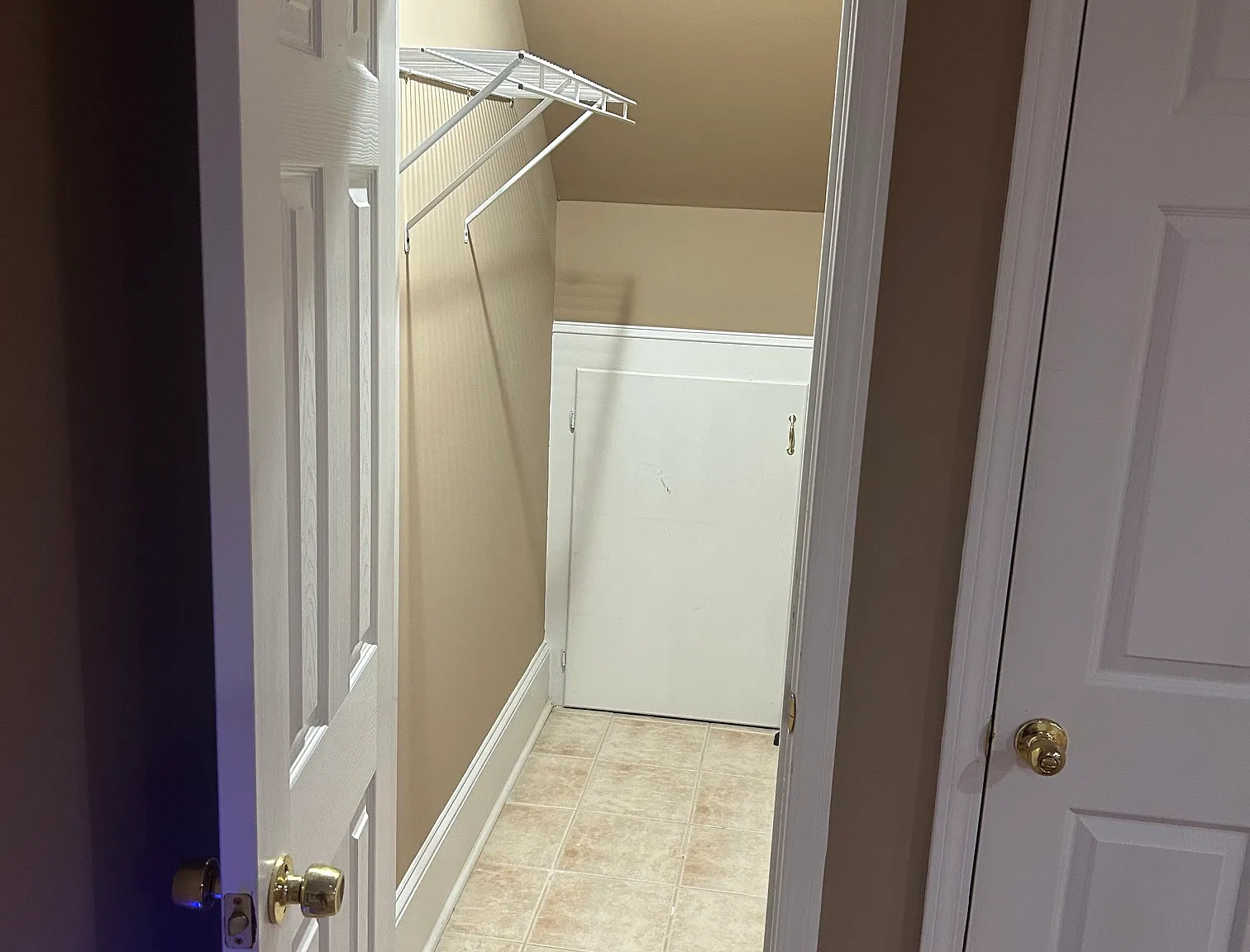 1 bed, 1100 sqft, $1,650 — Photo 2