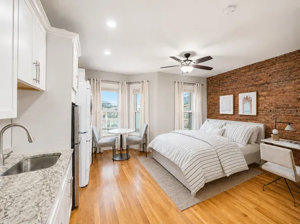 472 E 4th St #3, South Boston, MA 02127