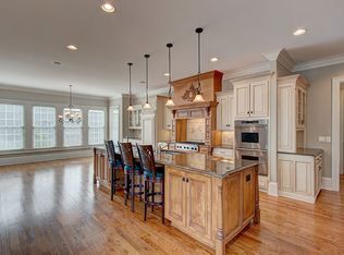 3633 Lake Ridge Ct, Gainesville, GA 30506