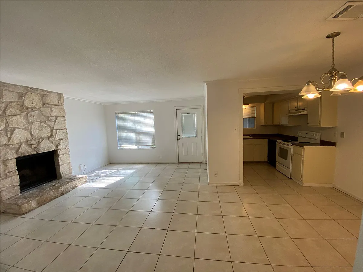 Building Photo - 11304 Ptarmigan Cv #B