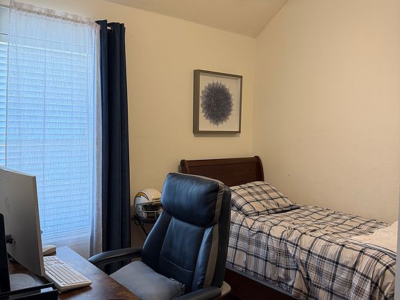 5th image of 317 Trailwood Dr