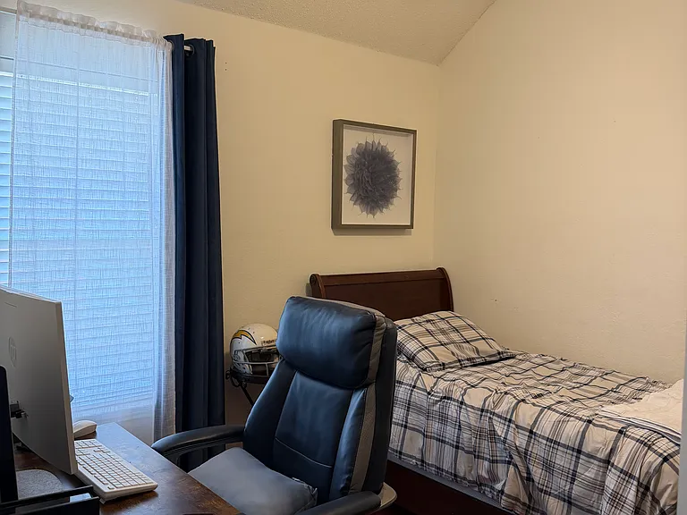 317 Trailwood Dr — Photo 5