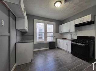 594 S 19th St, Newark, NJ 07103