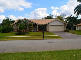 21140 Shady Vista Ln, Boca Raton, FL 33428