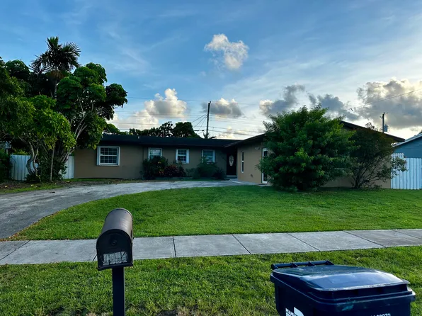 97XX SW 158th Ter, Miami, FL 33157