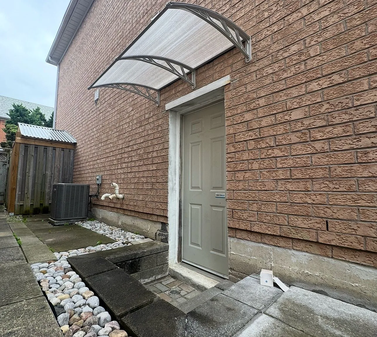 6 bed, $1,750 — Photo 2