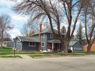 119 9th Ave, Sibley, IA 51249